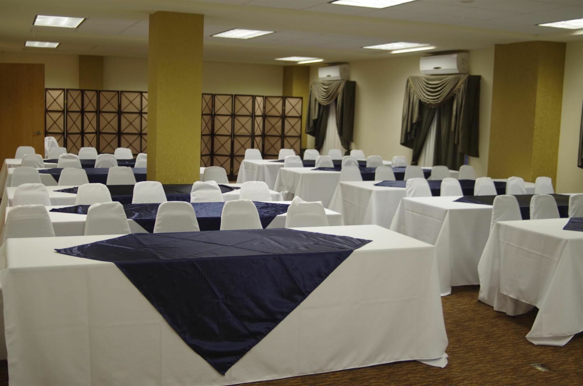 Best Western Plus Piedras Negras Exterior photo